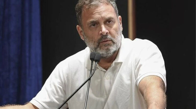 ట్రంప్ ముందు మోదీ భయపడుతున్నారని రాహుల్ గాంధీ విమర్శ