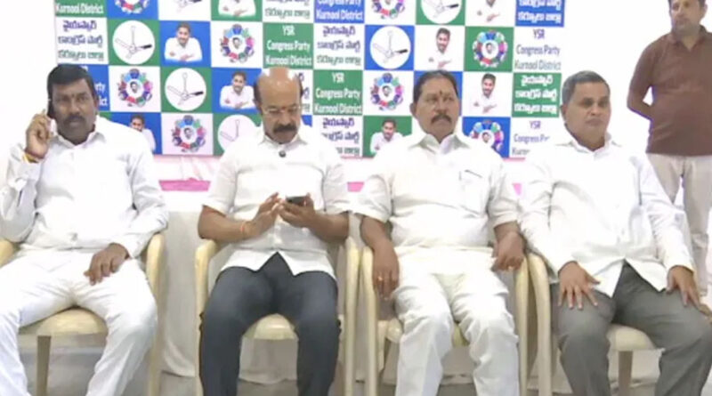 ప్రధానమంత్రి మోదీని కలిసిన వైఎస్ఆర్సీపీ నేతలు — ప్రభుత్వ వైద్య కళాశాలల ప్రైవేటీకరణను నిలిపివేయాలని విజ్ఞప్తి
