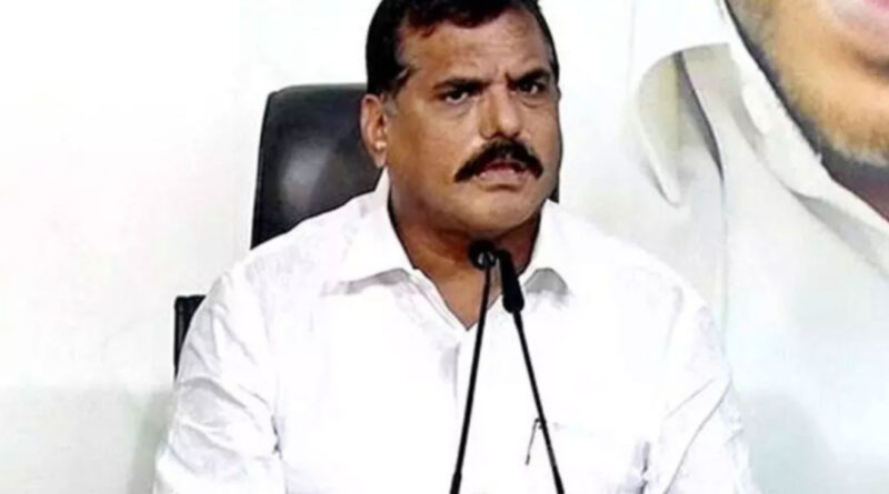 ప్రభుత్వాన్ని ప్రశ్నిస్తే అరెస్టు చేస్తారా?