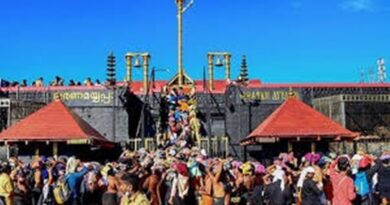 అయ్యప్ప పాటతో పేరడీ.. మండిపడ్డ భక్తులు