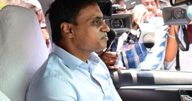 వైసీపీ ఎంపీ మిథున్ రెడ్డి ఇళ్లపై సిట్ దాడులు