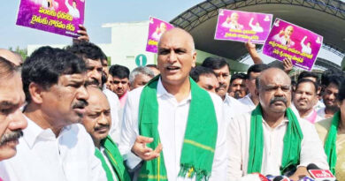 పత్తి రైతులపై తుగ్లక్‌ నిర్ణయాల భారంతో తీవ్ర సంక్షోభం