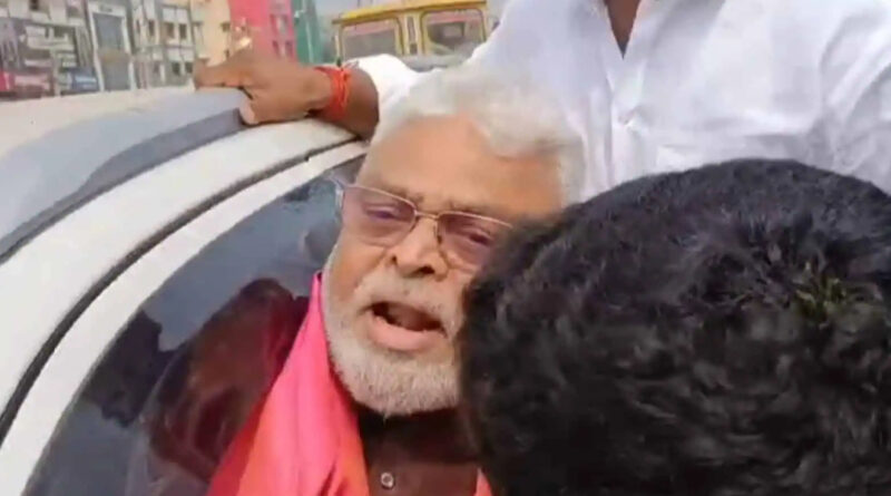 అంబటి రాంబాబు వాహనం ముట్టడి…