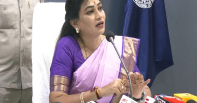 హోంగార్డులకు రూ. 33 లక్షల ఉచిత ఆరోగ్య బీమా