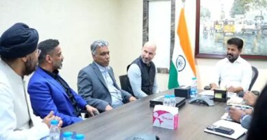 సీఎం రేవంత్ రెడ్డితో ఉబర్ సీఈవో భేటీ