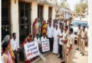 ప్రేమ విషాదం.. ప్రియుడి ఇంటి వద్ద ఆందోళన