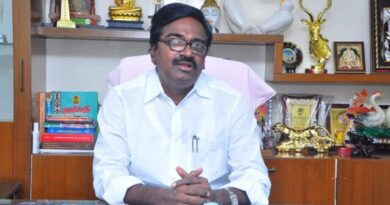 కాంగ్రెస్పై పువ్వాడ విమర్శలు కాంగ్రెస్పై పువ్వాడ విమర్శలు